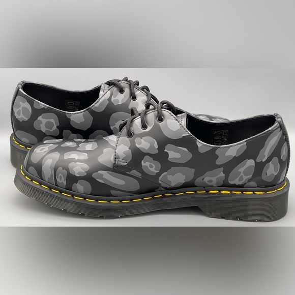 Dr. Martens Doc Skull Leopard Print Oxfords Black Men Size 8 & 11 27686 New - Picture 5 of 10